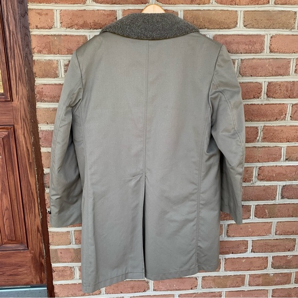 Mens immaculate wide collared overcoat   Size 42 regular - Picture 4 of 10